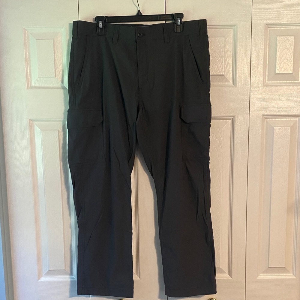Eddie Bauer Men's Dark Gray Cargo Pants